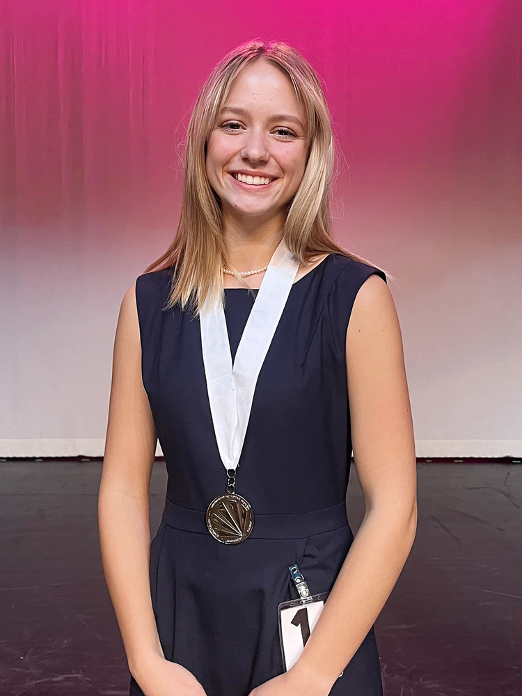 GRHS student named Distinguished Young Woman of Wyoming 2024 Green